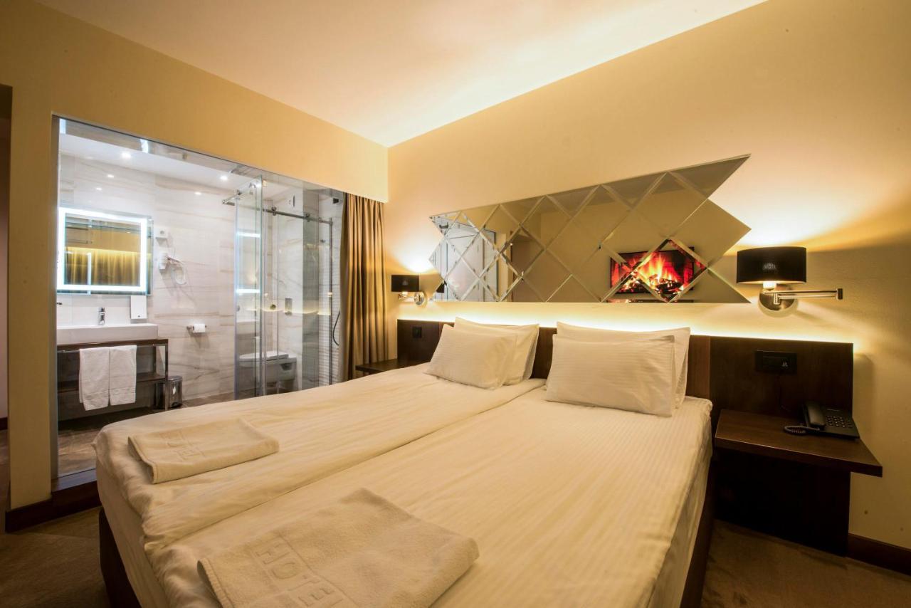 Hotel Spa Grad Kovin Exterior photo